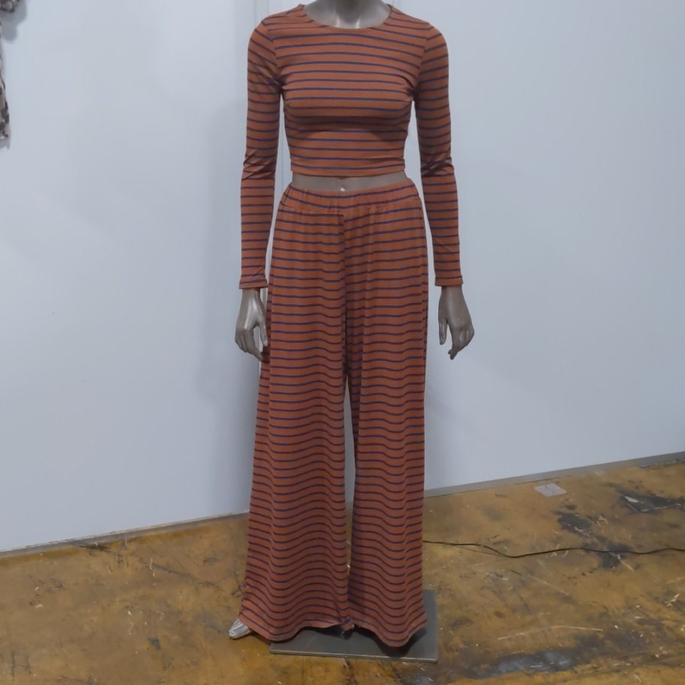 Crop top and wide leg pants outfit newer tags